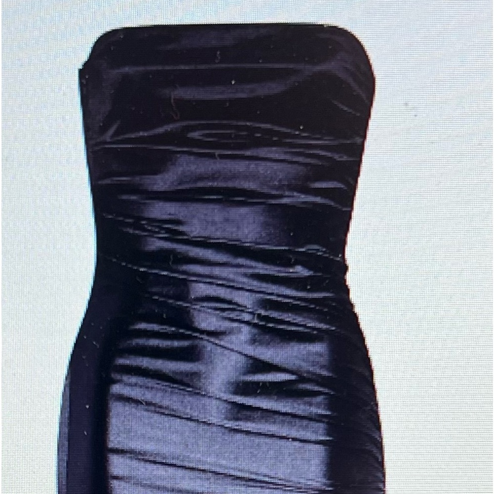 Ser.o.ya black mini strapless dress perfect for the new year